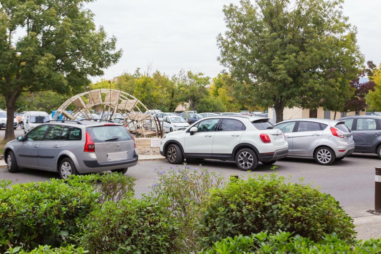 Studio Vaucluse Clovis LʼIsle-sur-la-Sorgue Buitenkant foto